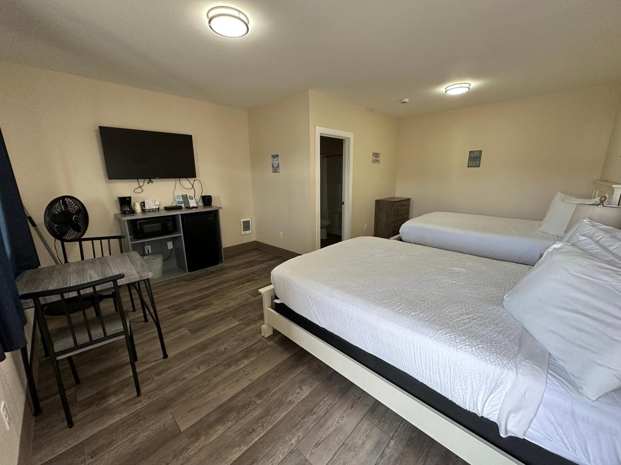 Coastal Inn And Suites Long Beach Esterno foto
