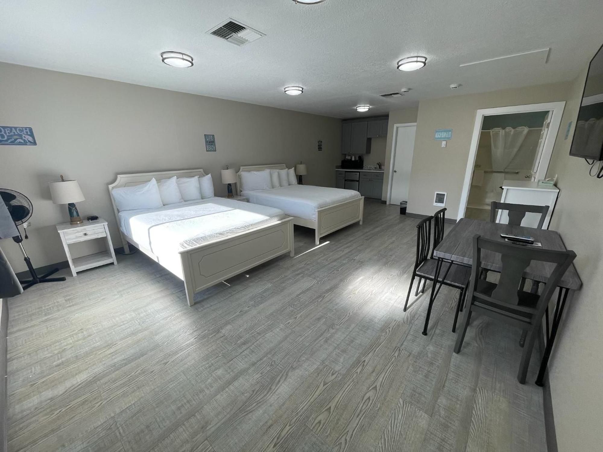 Coastal Inn And Suites Long Beach Esterno foto
