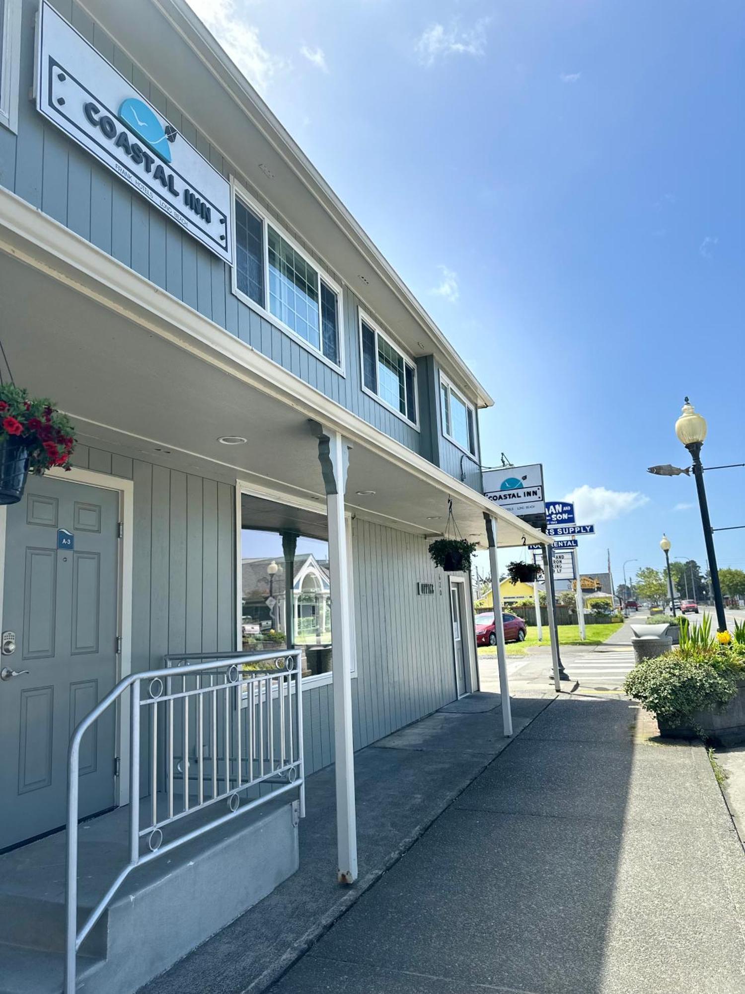 Coastal Inn And Suites Long Beach Esterno foto