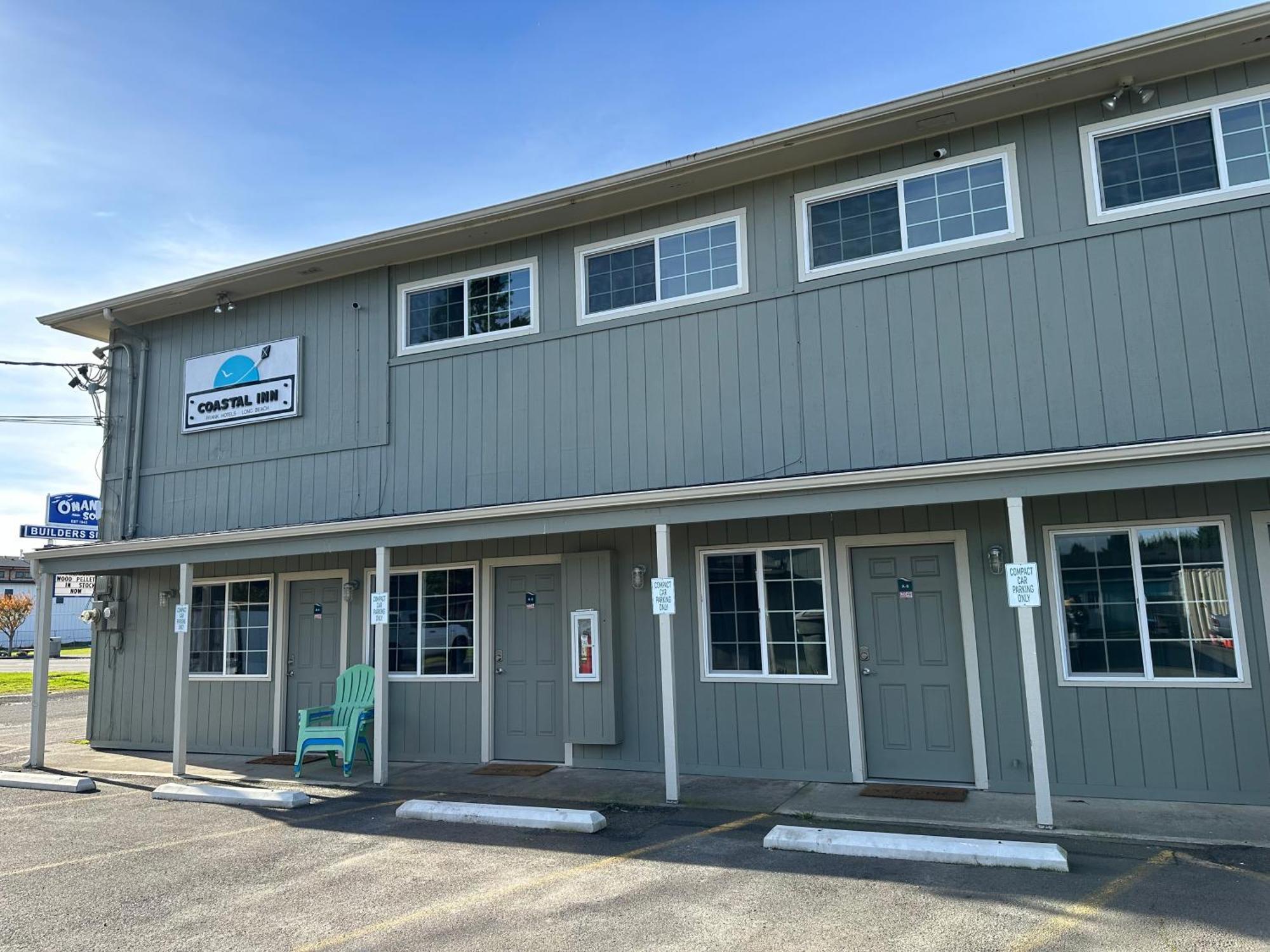 Coastal Inn And Suites Long Beach Esterno foto