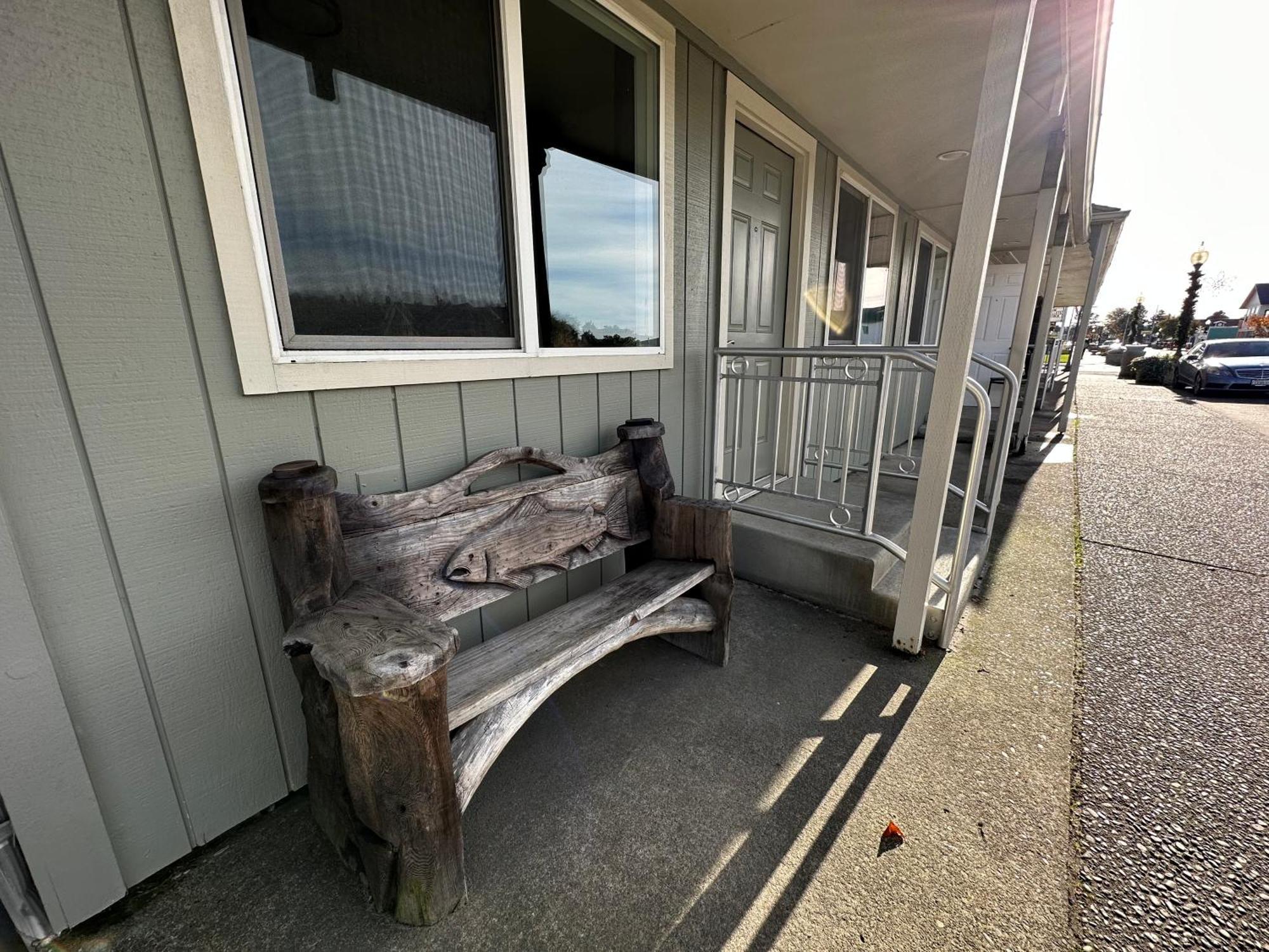 Coastal Inn And Suites Long Beach Esterno foto